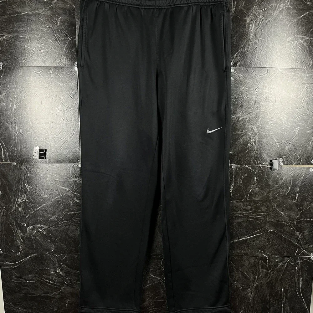 Nike Men's Black Therma-Fit Track Pants XL